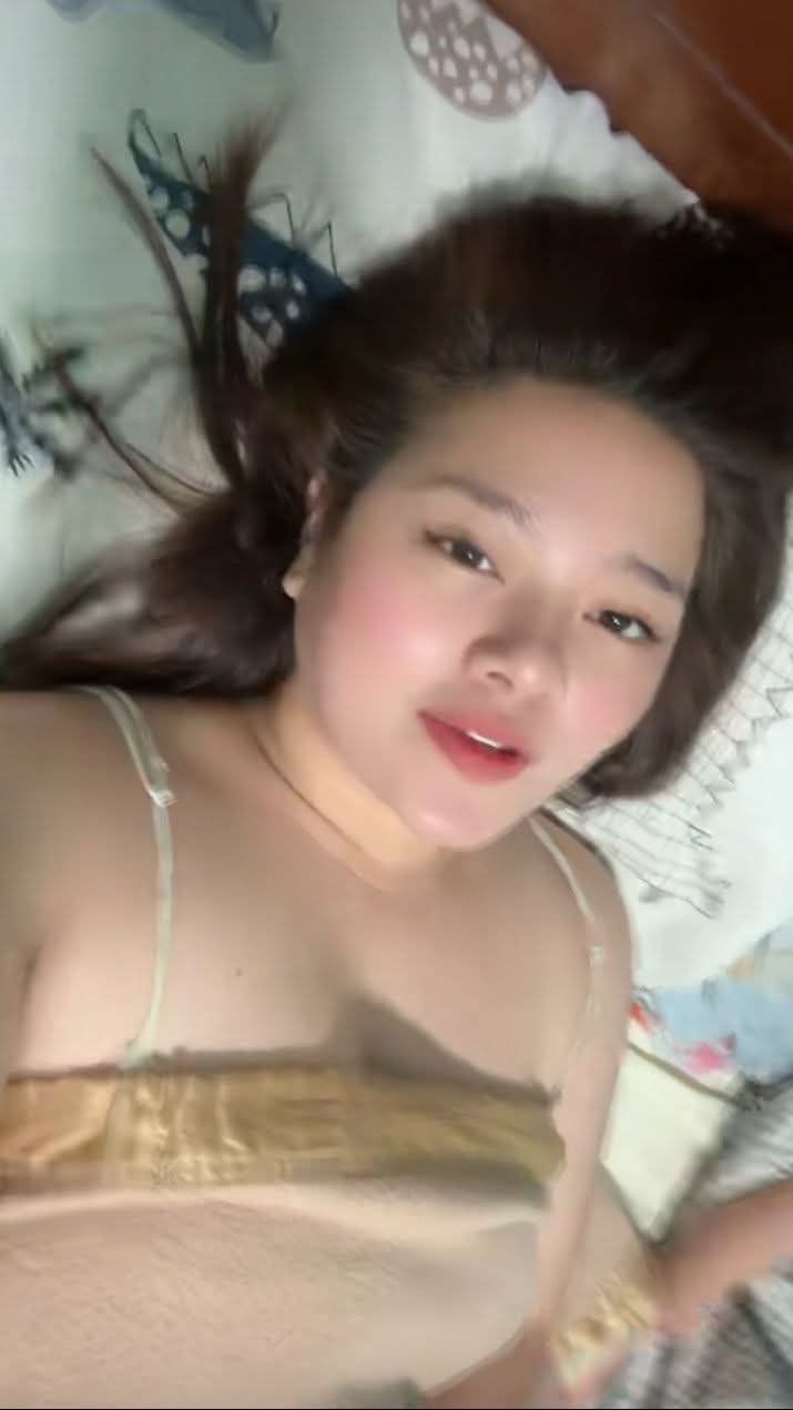 Top Indo Viral Terbaru Wiwik Fyp Kelakuan LC Saat Menghibur Anggota DPR One For All Indonesia